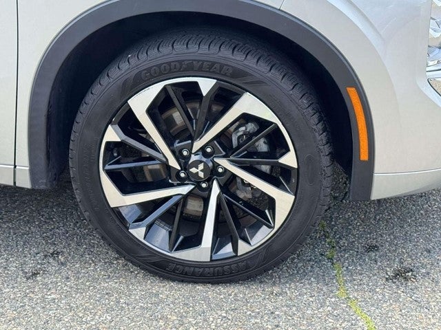 2022 Mitsubishi Outlander SEL