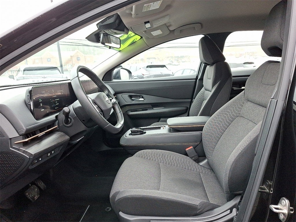 2023 Nissan Ariya VENTURE+