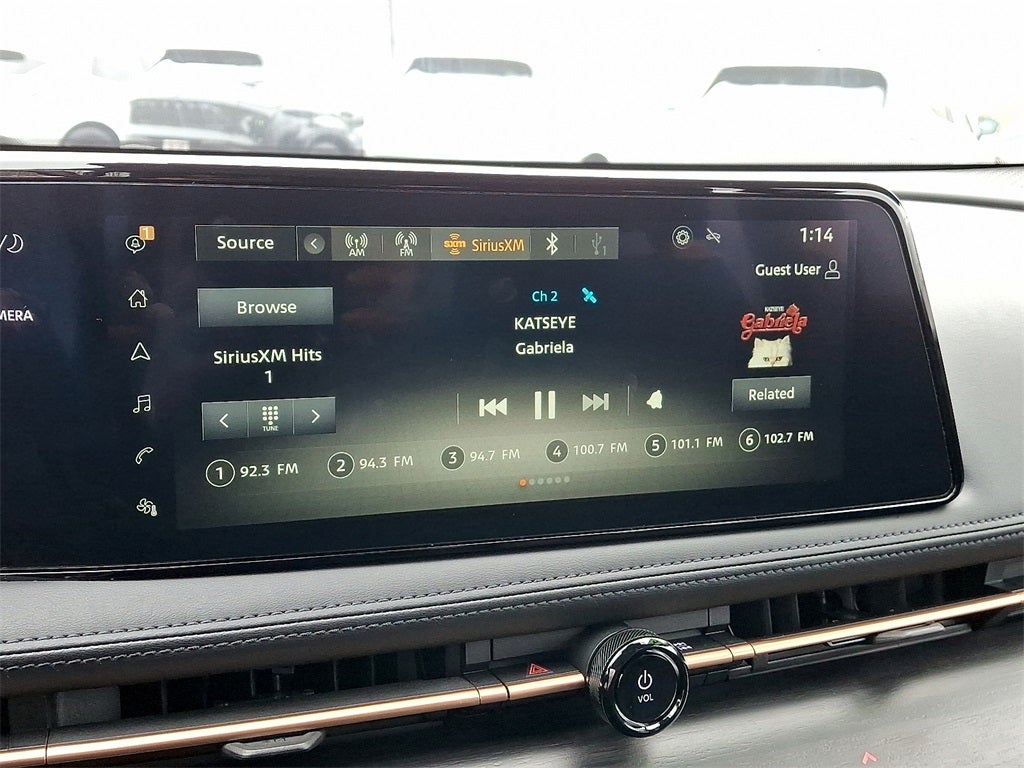 2023 Nissan Ariya VENTURE+