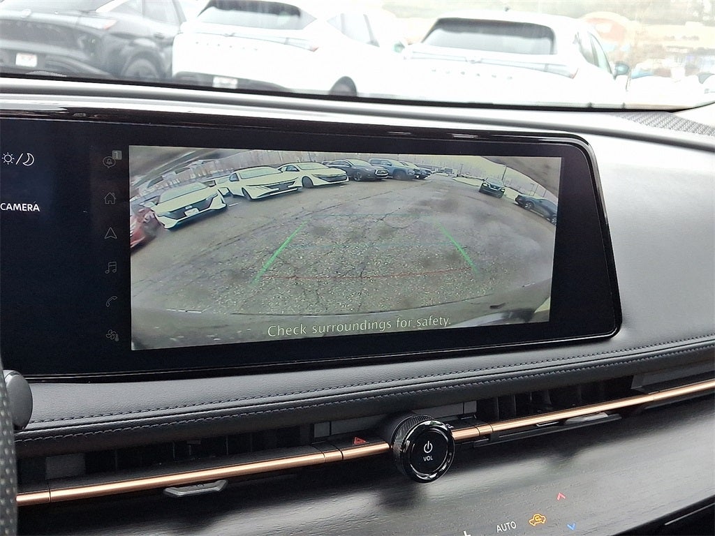 2023 Nissan Ariya VENTURE+