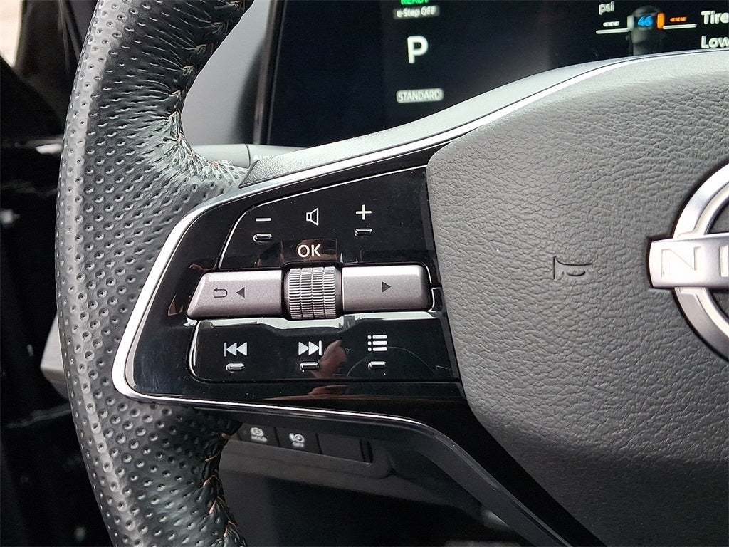 2023 Nissan Ariya VENTURE+