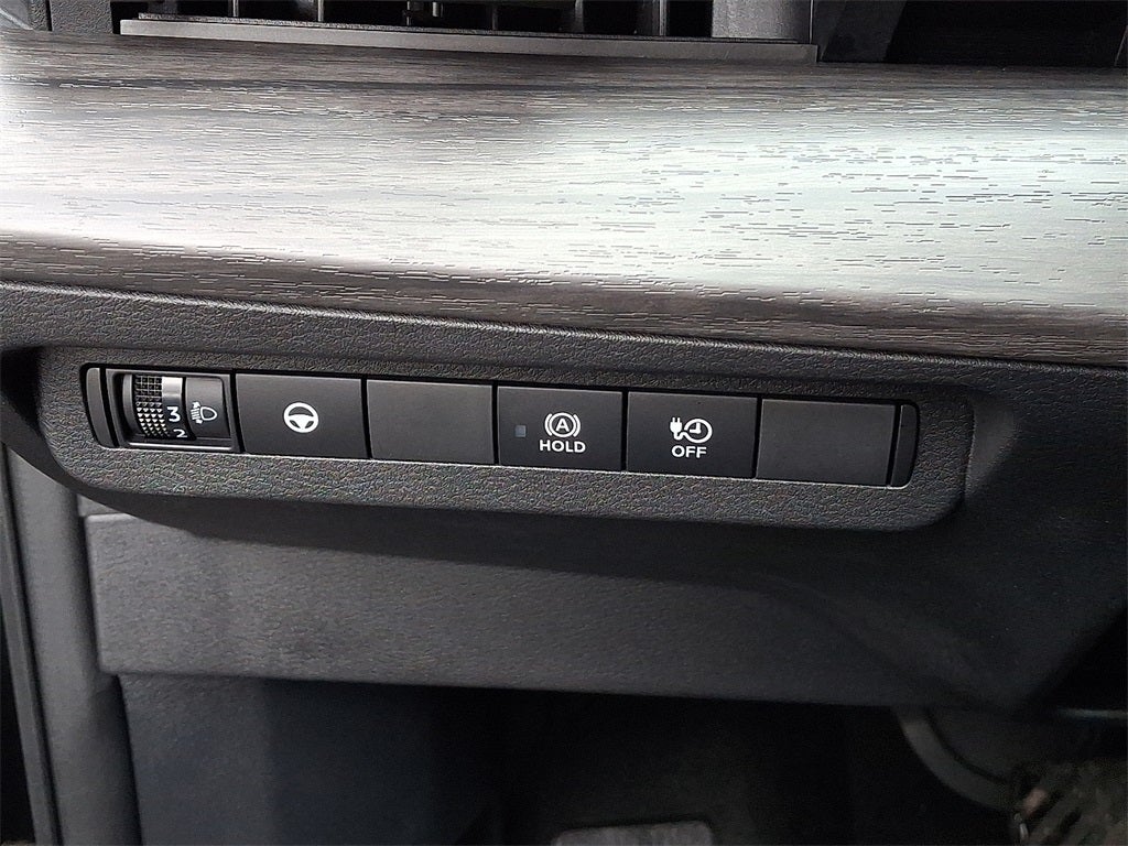 2023 Nissan Ariya VENTURE+