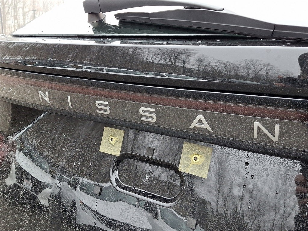 2023 Nissan Ariya VENTURE+