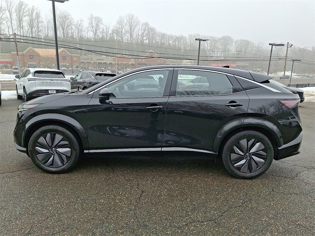 2023 Nissan Ariya VENTURE+