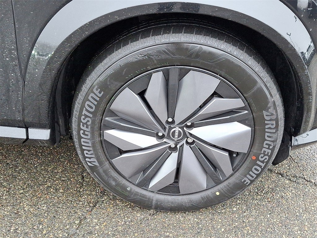 2023 Nissan Ariya VENTURE+