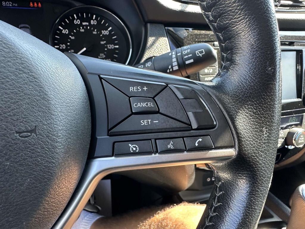 2022 Nissan Rogue Sport SV