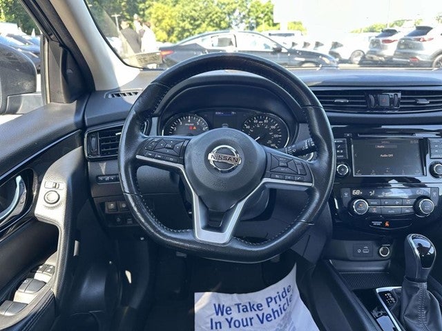 2022 Nissan Rogue Sport SV