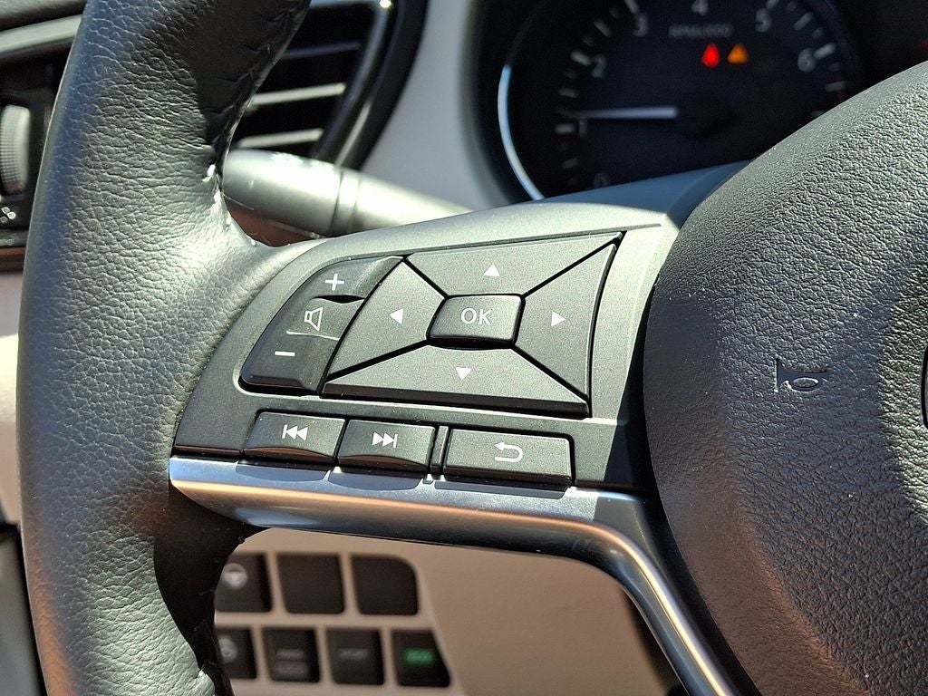 2022 Nissan Rogue Sport SL