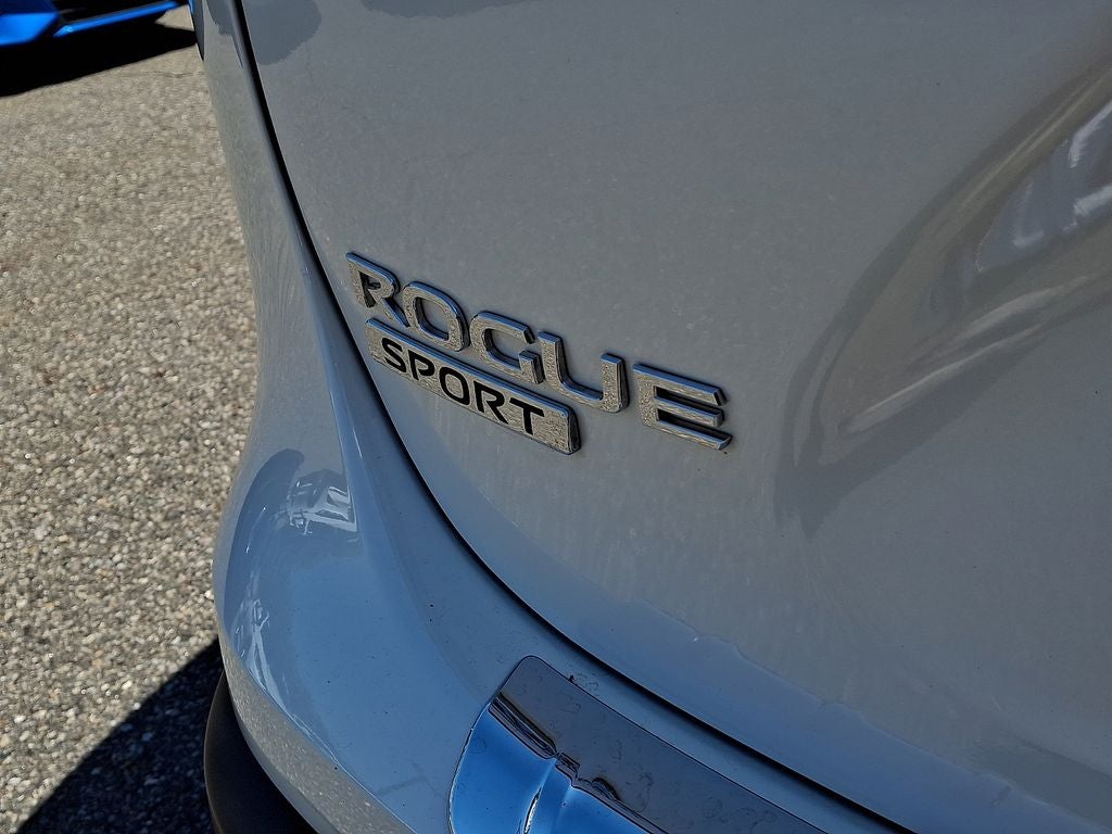 2022 Nissan Rogue Sport SL