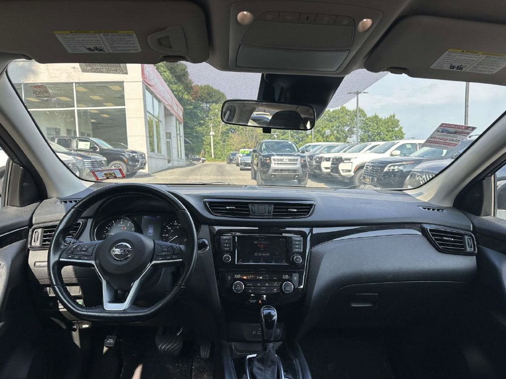 2020 Nissan Rogue Sport SV