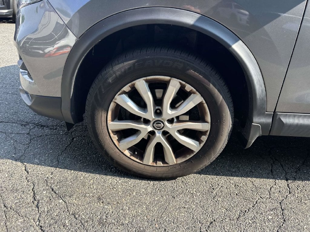 2020 Nissan Rogue Sport SV