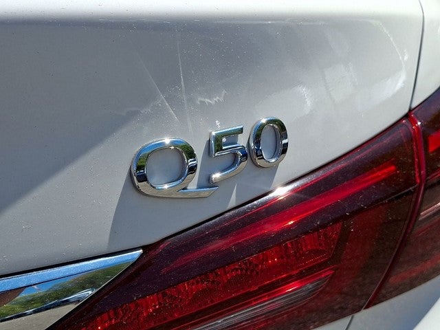 2023 INFINITI Q50 LUXE AWD