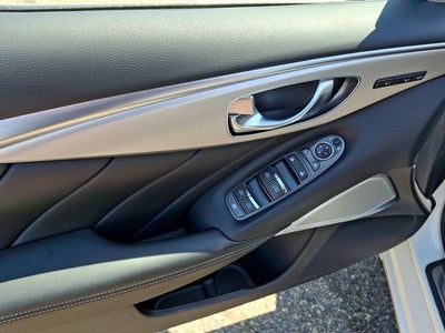 2023 INFINITI Q50 LUXE AWD