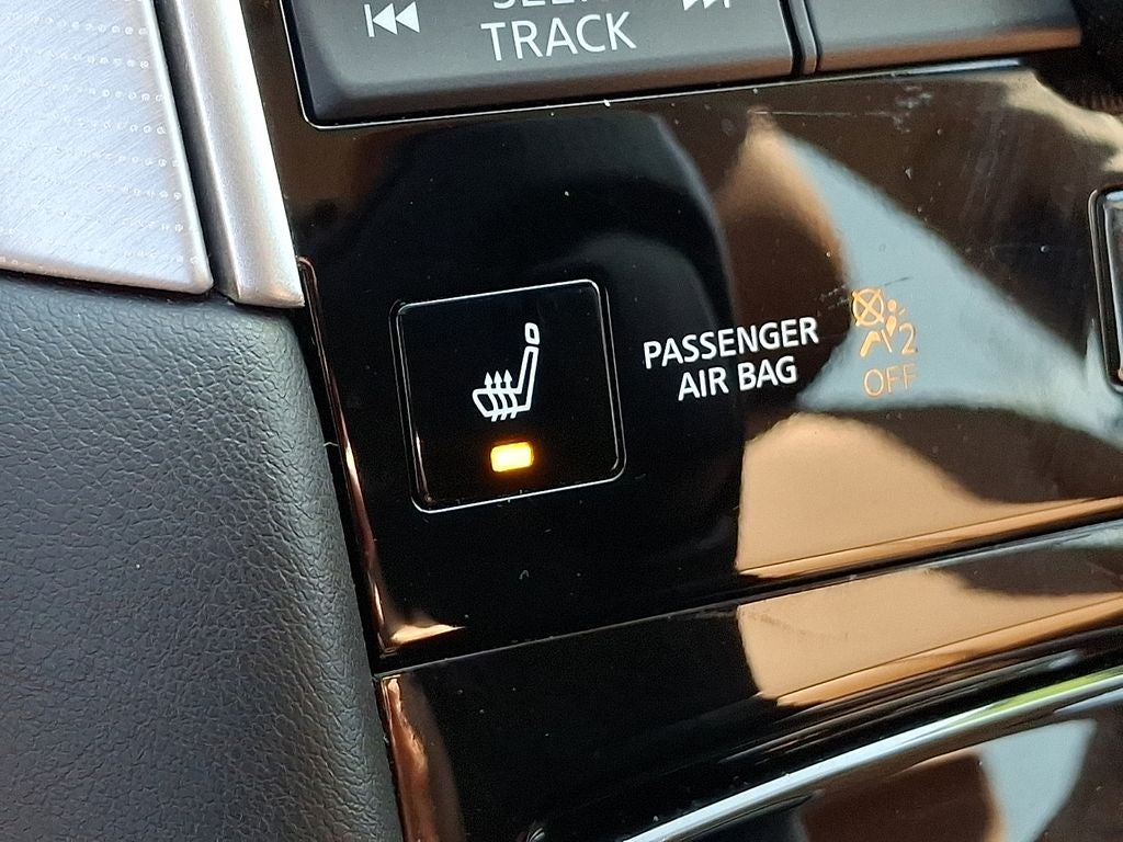2023 INFINITI Q50 LUXE AWD