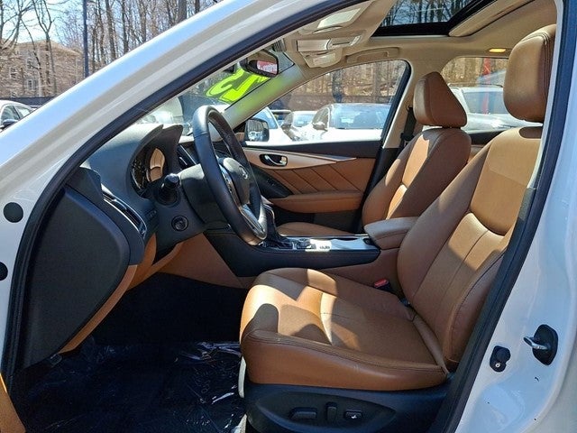 2023 INFINITI Q50 LUXE AWD