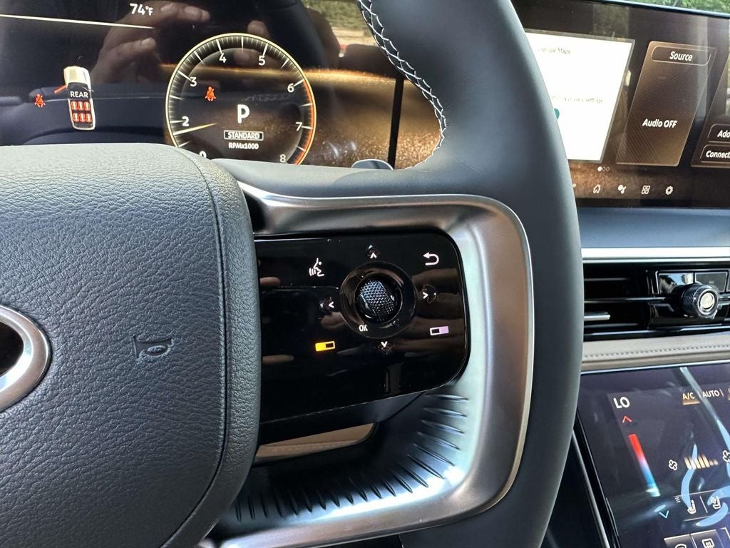 2027 INFINITI QX80 Luxe 4WD