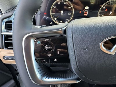 2027 INFINITI QX80 Luxe 4WD