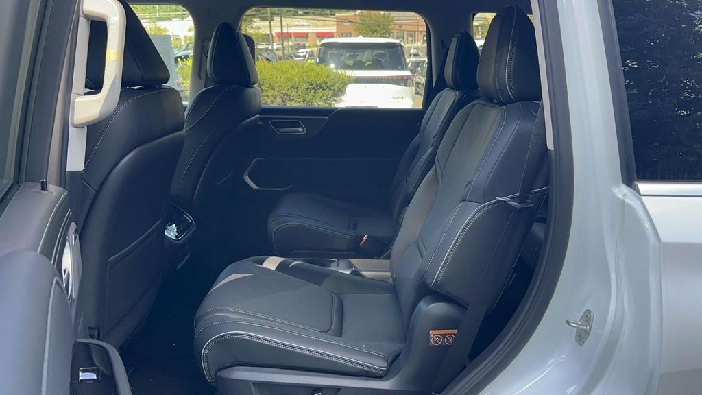2027 INFINITI QX80 Luxe 4WD