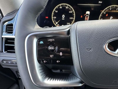 2027 INFINITI QX80 Luxe 4WD