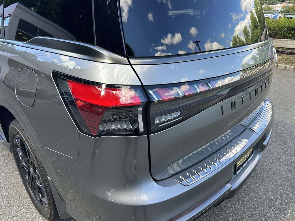 2027 INFINITI QX80 Sport 4WD