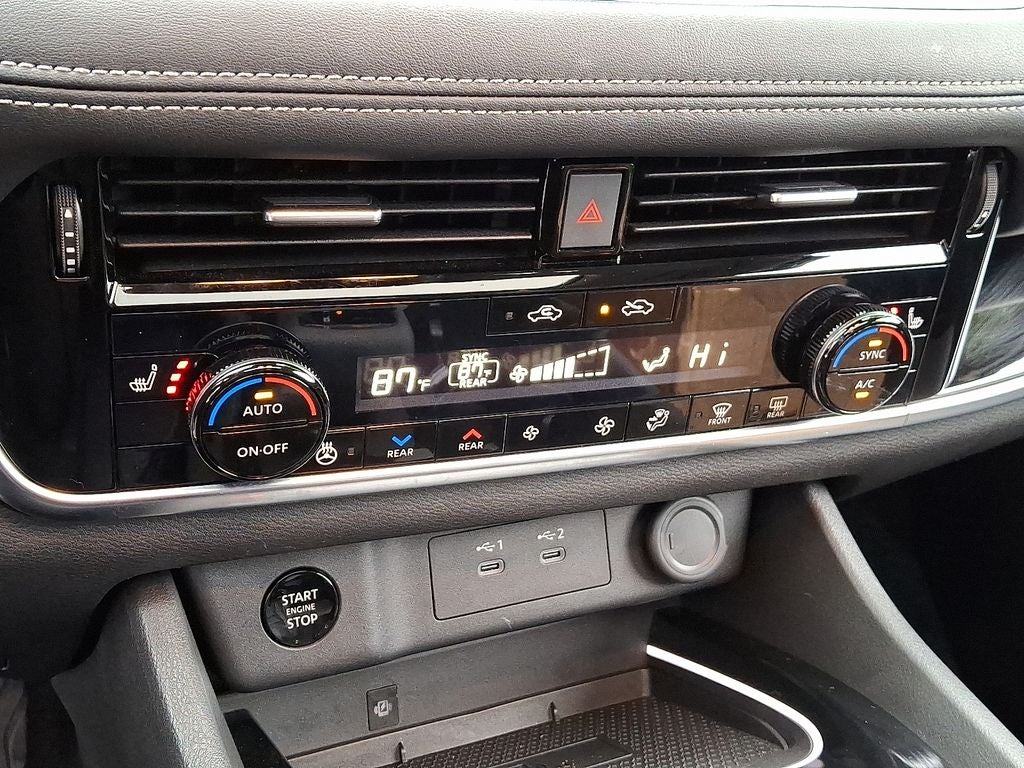 2025 Nissan Rogue SL