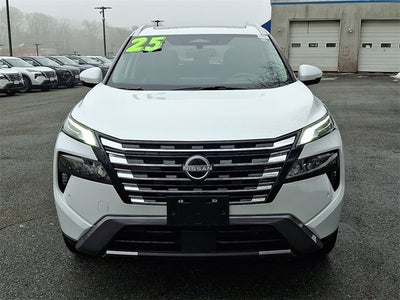 2025 Nissan Rogue SL