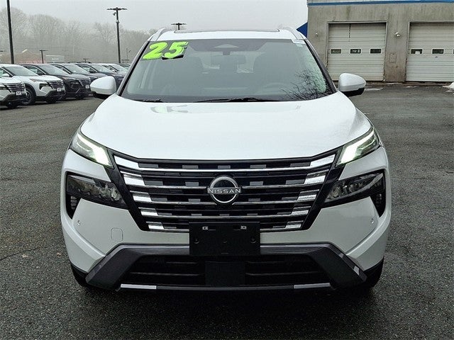 2025 Nissan Rogue SL