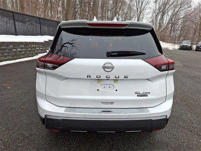 2025 Nissan Rogue SL