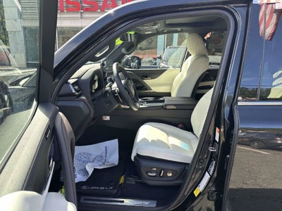 2026 Lexus LX 700h Luxury