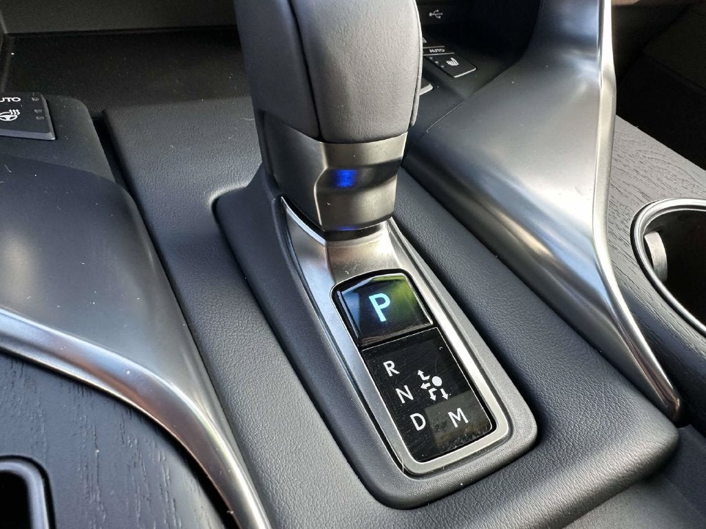 2026 Lexus LX 700h Luxury