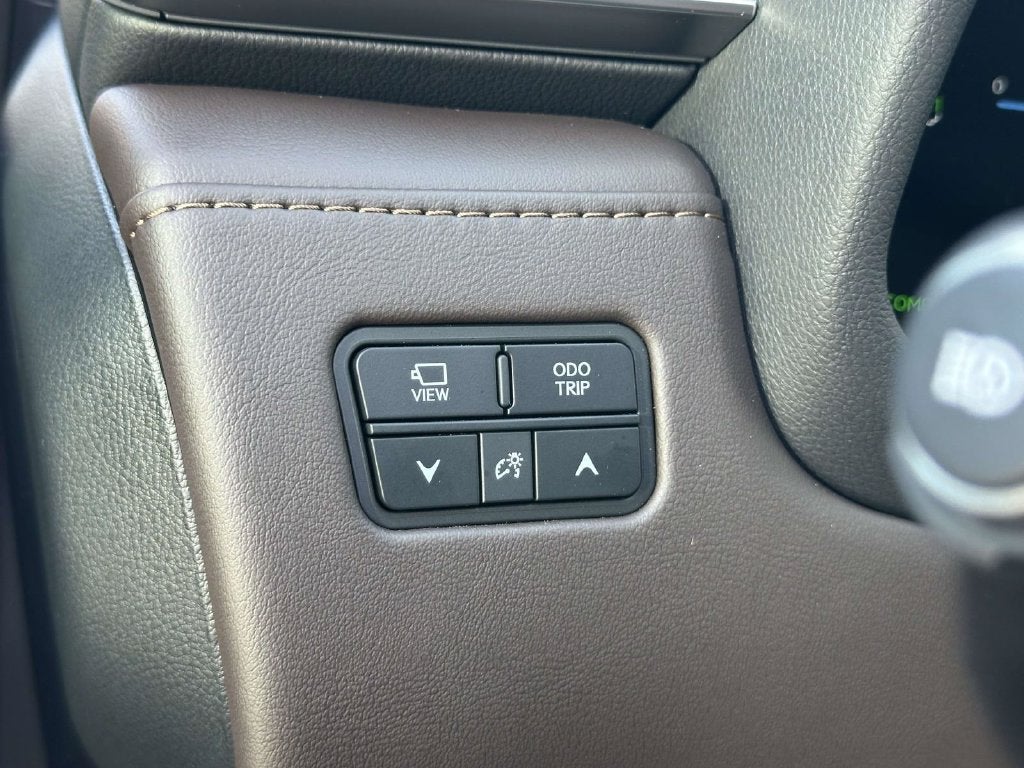 2026 Lexus LX 700h Luxury