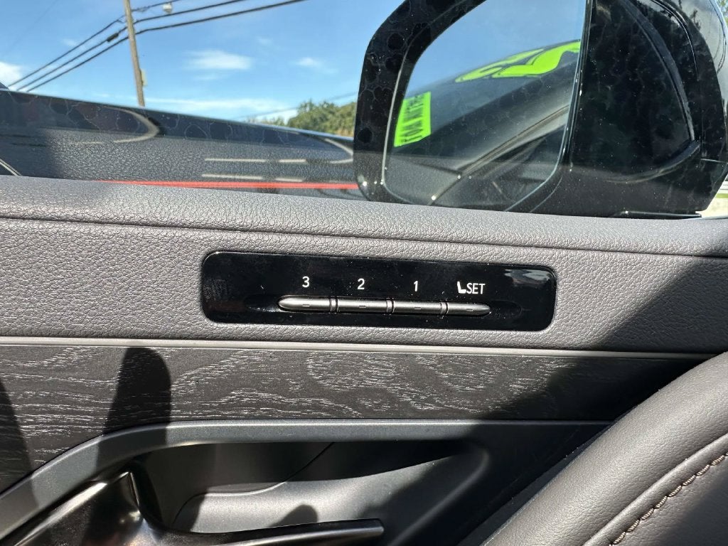 2026 Lexus LX 700h Luxury