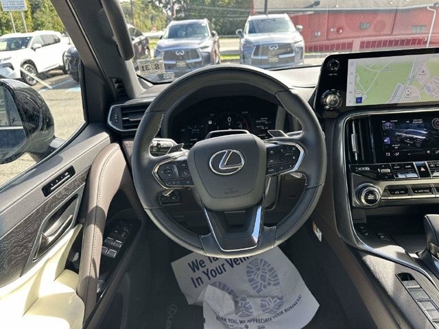 2026 Lexus LX 700h Luxury