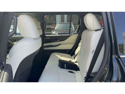 2026 Lexus LX 700h Luxury