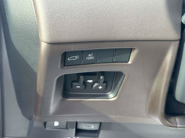 2026 Lexus LX 700h Luxury