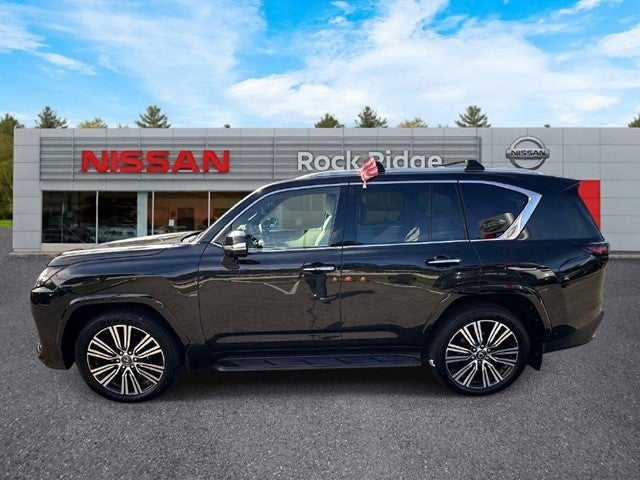 2026 Lexus LX 700h Luxury