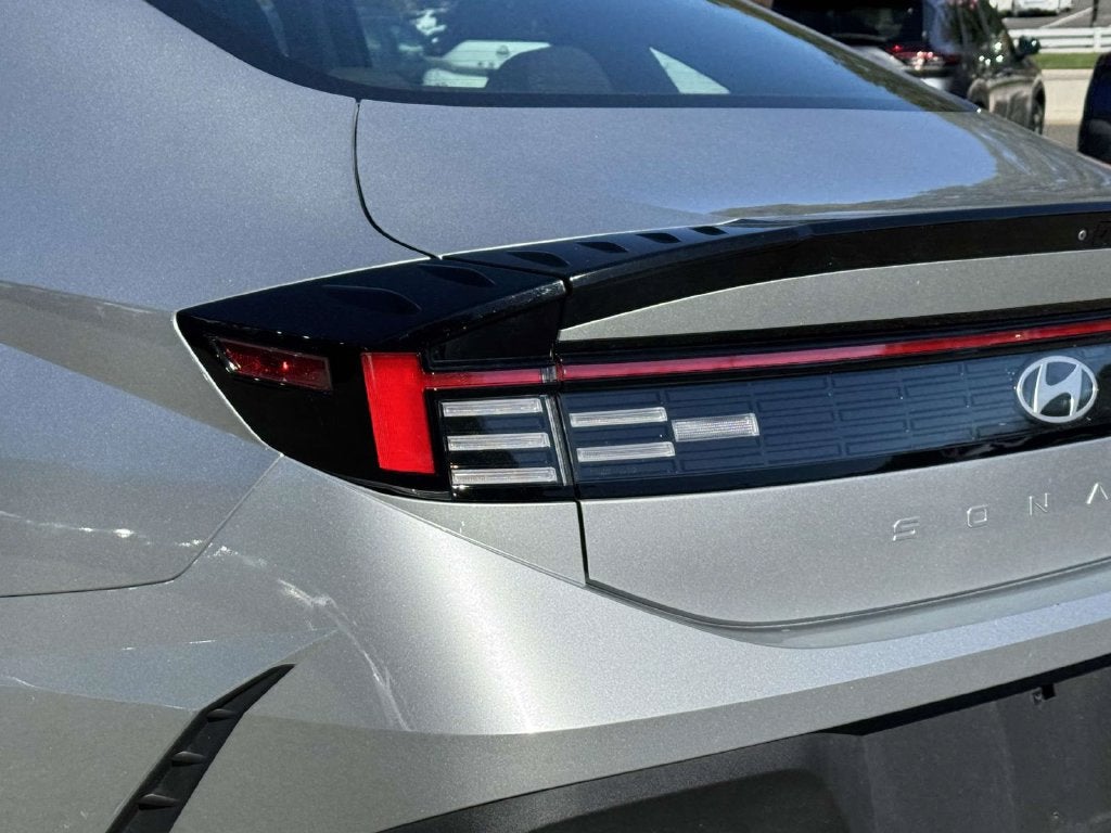 2025 Hyundai Sonata SE