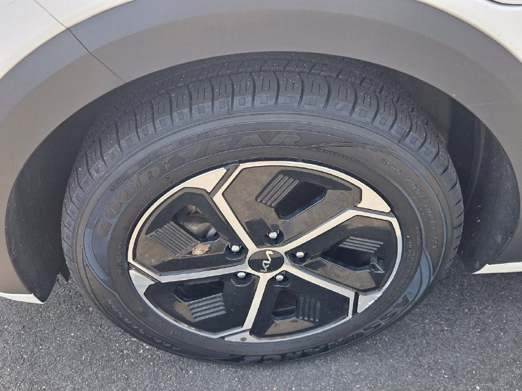 2023 Kia Niro Plug-In Hybrid EX