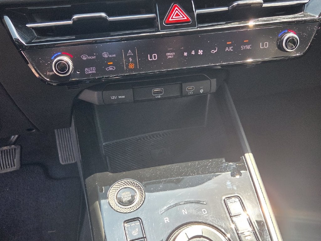 2023 Kia Niro Plug-In Hybrid EX