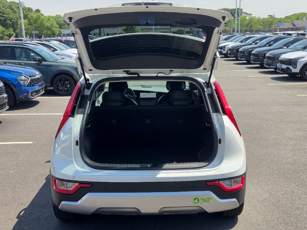 2023 Kia Niro Plug-In Hybrid EX