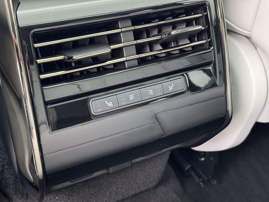 2023 Land Rover Range Rover Sport SE