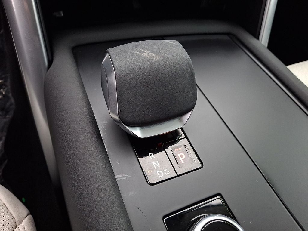 2025 Land Rover Discovery S