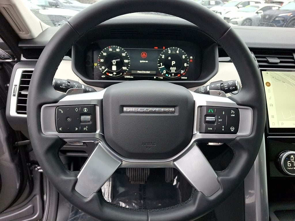 2025 Land Rover Discovery S
