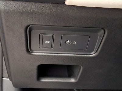 2025 Land Rover Discovery S