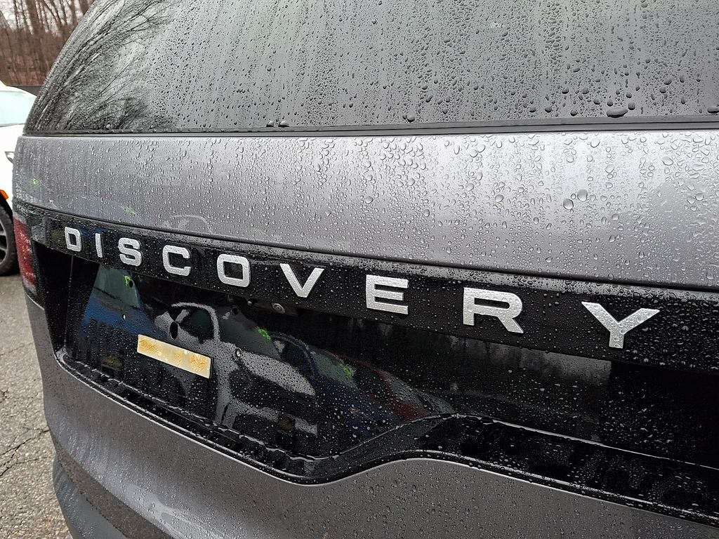 2025 Land Rover Discovery S