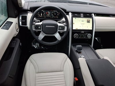 2025 Land Rover Discovery S