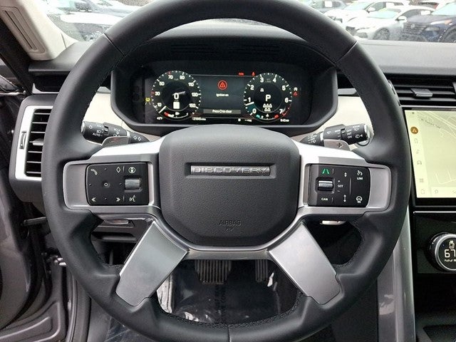 2025 Land Rover Discovery S