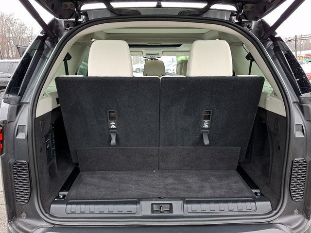 2025 Land Rover Discovery S