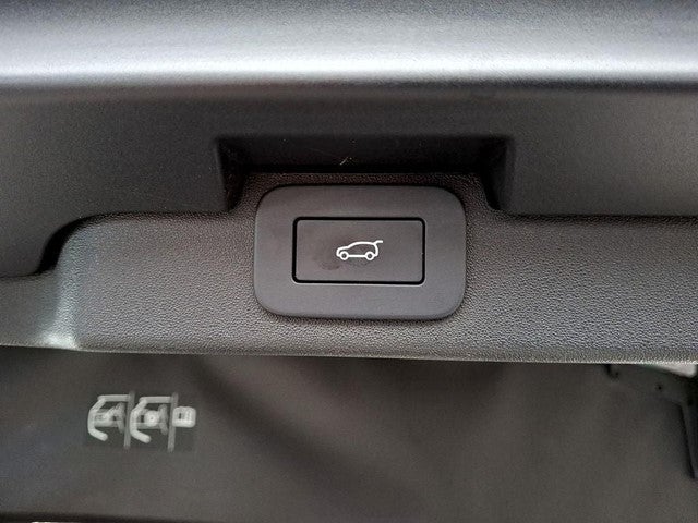 2025 Land Rover Discovery S
