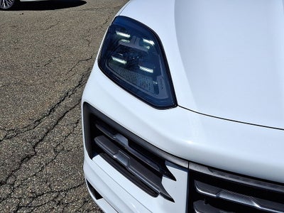 2024 Porsche Cayenne Base